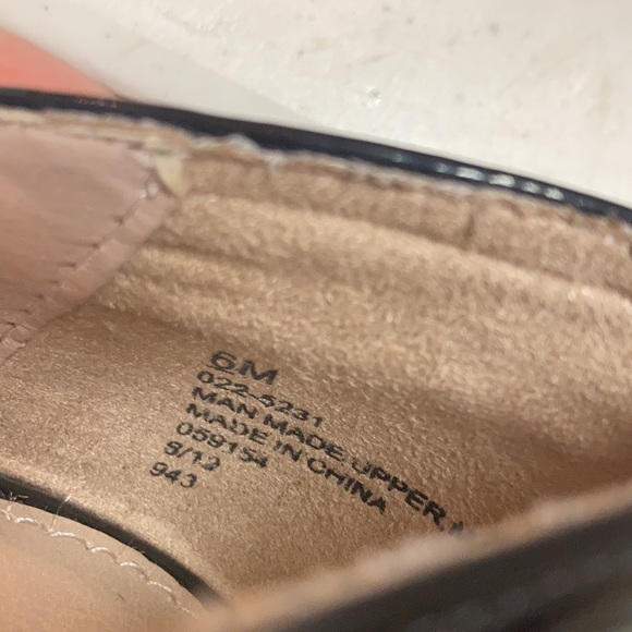 NWT Olsenboye Heels - Picture 7 of 7